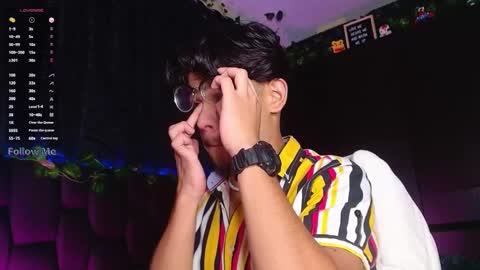 Snapshot of isaac_saenz chatting on January 18, 2025, 11:11 pm Isaac Saenz. online show from January 18, 2025, 11:11 pm