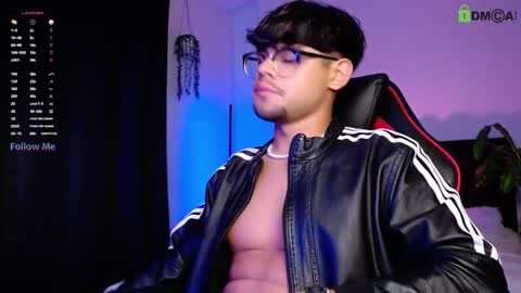 Snapshot of isaac_saenz chatting on September 17, 2025, 11:28 pm Isaac Saenz. online show from September 17, 2025, 11:28 pm