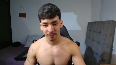 Snapshot of isaac_sttone01 chatting on May 12, 2026, 12:52 am muscle isaac online show from May 12, 2026, 12:52 am