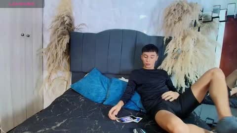 Snapshot of isaac_tan chatting on February 20, 2026, 4:31 am Isaac tan online show from February 20, 2026, 4:31 am