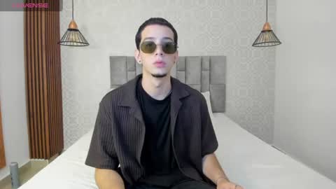 isaacblaze  online show from July 11, 2026, 7:27 pm