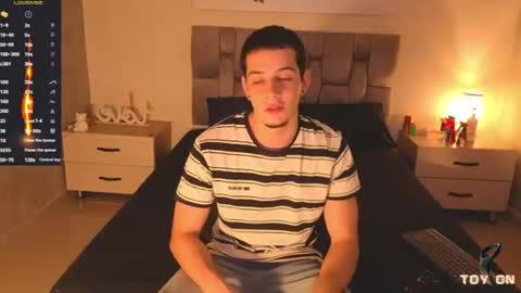 isaacblaze  online show from July 16, 2026, 3:34 am