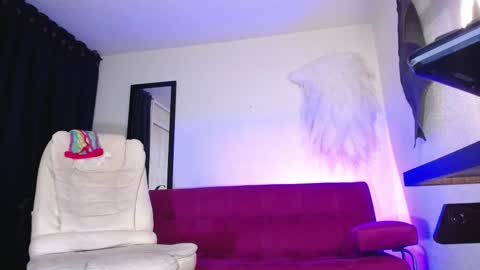 Snapshot of isabel_lopez_ chatting on February 19, 2026, 2:40 am isabel online show from February 19, 2026, 2:40 am