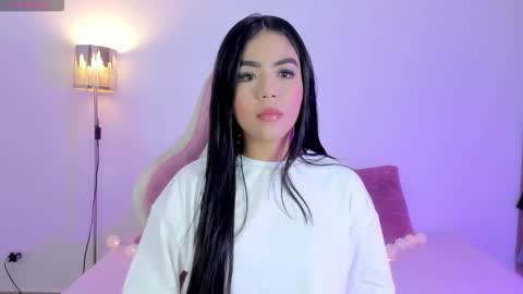 Snapshot of isabel_queen_ chatting on January 6, 2026, 2:04 am Isabel online show from January 6, 2026, 2:04 am