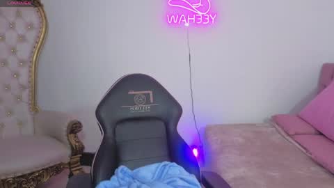 ISABELA  online show from May 27, 2026, 11:51 am
