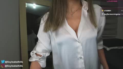 Snapshot of isabelhills chatting on October 28, 2025, 11:18 pm Isa online show from October 28, 2025, 11:18 pm