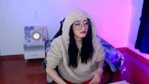 isabella__777 online show from November 21, 2025, 4:22 am