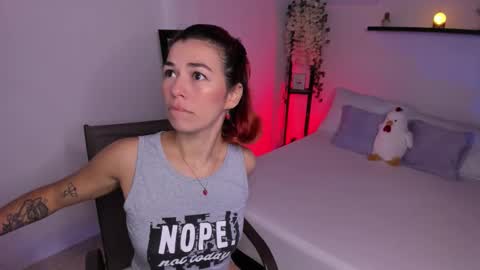 isabella online show from September 24, 2025, 3:26 pm