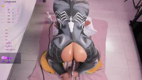 Isa online show from November 26, 2025, 5:41 am