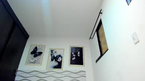 Snapshot of isabella_diazx chatting on April 29, 2026, 8:48 pm Isabella online show from April 29, 2026, 8:48 pm