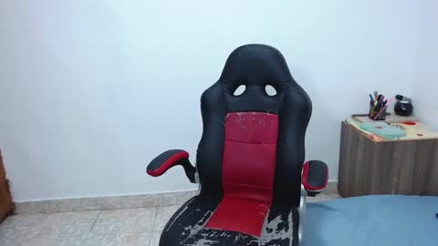  estefania online show from February 18, 2025, 9:43 am