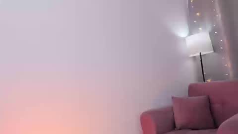Snapshot of isabella_jones9 chatting on March 12, 2026, 12:06 am ISABELLA online show from March 12, 2026, 12:06 am