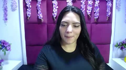 Isabella online show from May 9, 2026, 3:56 am