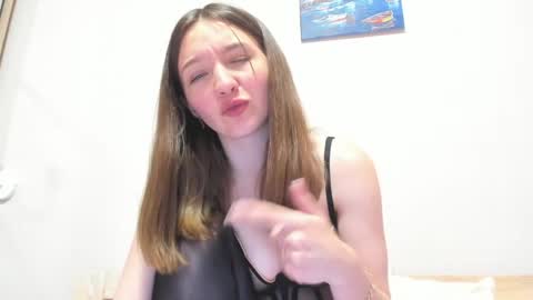 Isabella Noir online show from June 3, 2026, 6:57 pm