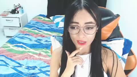 isabella_piercee online show from June 20, 2026, 12:25 am