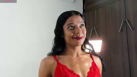 Isabella online show from June 5, 2026, 10:48 pm