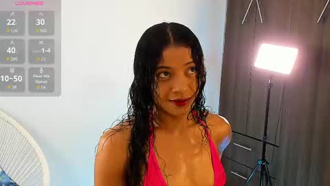 Isabella online show from July 26, 2026, 9:32 pm