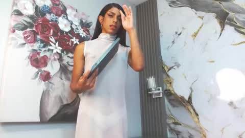 Isabella online show from January 7, 2026, 8:00 pm