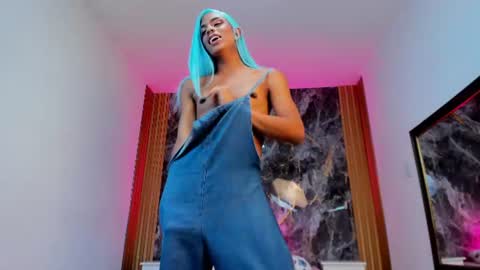 Isabella online show from July 22, 2026, 6:43 pm