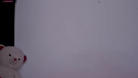 isabella online show from January 5, 2025, 1:13 am