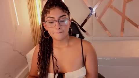 Isa online show from January 14, 2026, 8:47 pm