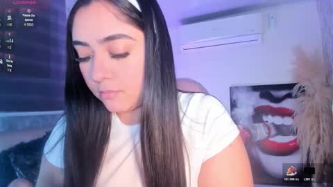 Snapshot of isabellaa23 chatting on November 30, 2025, 12:42 pm isabellaa23 online show from November 30, 2025, 12:42 pm