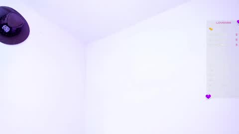 isabellaa_1 online show from May 20, 2026, 5:02 am