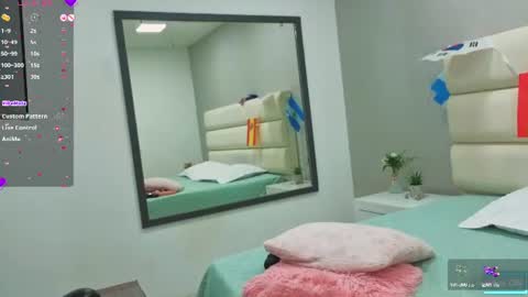Snapshot of isabellaa_reyess chatting on July 8, 2026, 2:10 pm Isabella online show from July 8, 2026, 2:10 pm