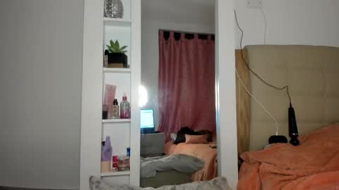 ISABEL online show from January 9, 2026, 7:33 am