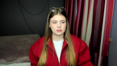 isabellabler online show from December 30, 2024, 12:42 pm