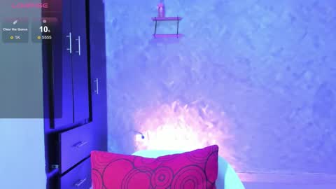 Snapshot of isabellagh1 chatting on March 15, 2026, 4:13 pm Instagram soybella01 online show from March 15, 2026, 4:13 pm