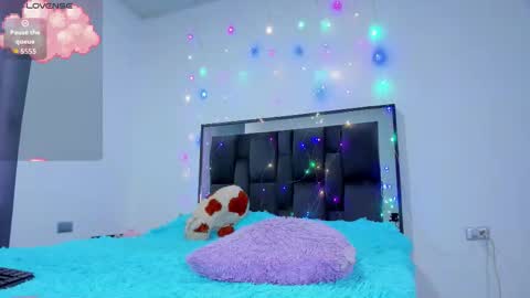 isabellamyers online show from November 27, 2025, 9:06 pm