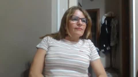 isabella online show from November 1, 2025, 11:07 pm