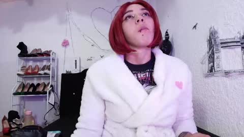 isabelle_sara online show from May 16, 2026, 7:34 pm