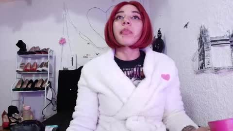 isabelle_sara online show from May 16, 2026, 8:07 pm