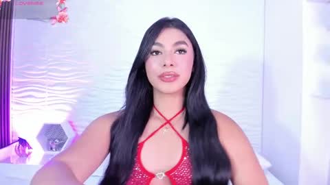 Isa online show from November 9, 2025, 9:35 pm