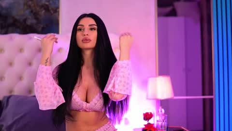 Snapshot of isabellehunt chatting on March 5, 2025, 9:38 am IsabelleHunt online show from March 5, 2025, 9:38 am