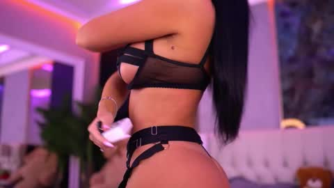 Snapshot of isabellehunt chatting on September 19, 2025, 4:47 am IsabelleHunt online show from September 19, 2025, 4:47 am
