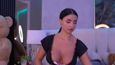 Snapshot of isabellehunt chatting on September 27, 2025, 5:12 am IsabelleHunt online show from September 27, 2025, 5:12 am