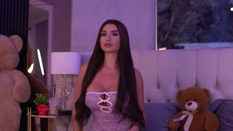Snapshot of isabellehunt chatting on October 15, 2025, 6:35 am IsabelleHunt online show from October 15, 2025, 6:35 am