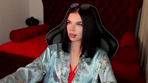 Snapshot of isabellevale chatting on October 8, 2025, 6:49 pm isabellevale online show from October 8, 2025, 6:49 pm