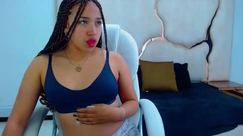 Snapshot of isabellrodriguez18 chatting on January 23, 2025, 7:43 am isabellrodriguez18 online show from January 23, 2025, 7:43 am