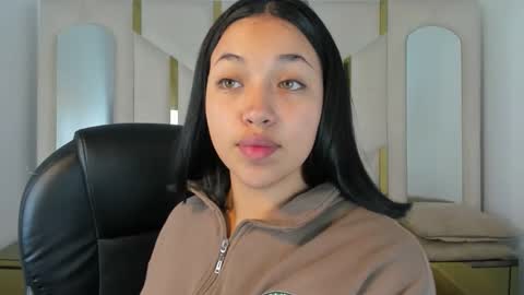Snapshot of isabellrodriguez18 chatting on October 7, 2025, 3:14 am isabellrodriguez18 online show from October 7, 2025, 3:14 am