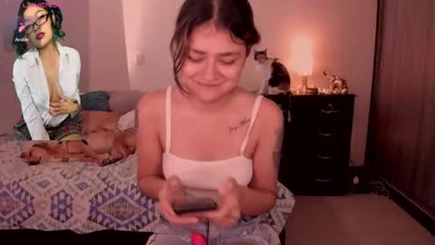 Snapshot of isabelprietoo chatting on January 7, 2026, 5:15 pm Isa online show from January 7, 2026, 5:15 pm