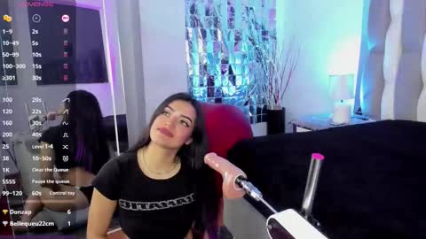 Isa online show from October 16, 2025, 4:35 am