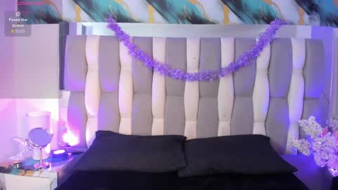 Snapshot of isadiazz chatting on May 10, 2026, 5:34 am Isa online show from May 10, 2026, 5:34 am