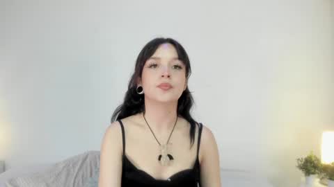 Snapshot of isameow chatting on January 2, 2025, 9:39 pm isameow online show from January 2, 2025, 9:39 pm