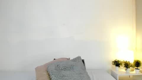 Snapshot of isameow chatting on February 15, 2025, 1:21 am isameow online show from February 15, 2025, 1:21 am