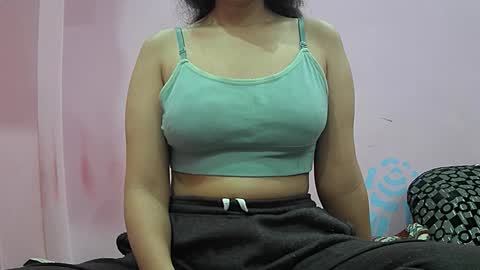 ishika_singh_ online show from February 20, 2026, 2:30 am