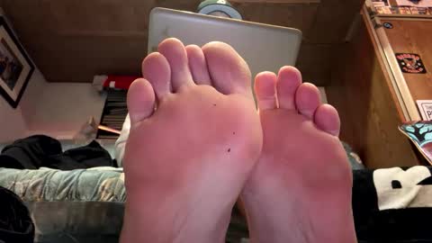 Snapshot of ishouldntbeonhereagain chatting on February 3, 2026, 8:19 am Daddy Master Master Daddy online show from February 3, 2026, 8:19 am